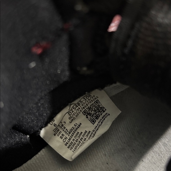 Jordan Retro 1 High OG youth size 6Y - Picture 7 of 7